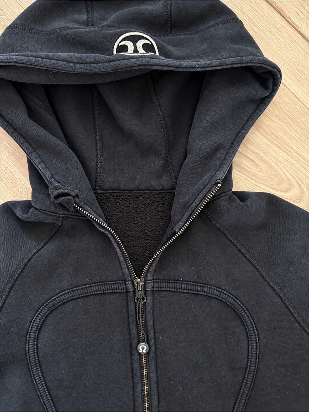 Lululemon Scuba Full Zip Hoodie – Black – Size 6